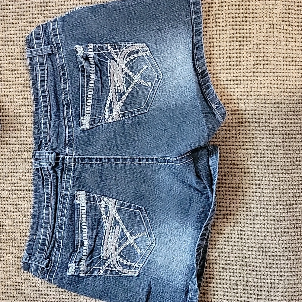 Rue 21 shorts, size 11/12